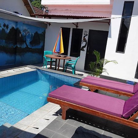 Wave House Gerupuk South Lombok Acomodação com café da manhã Praya Exterior foto